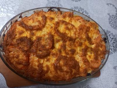 Bulvių apkepas su malta vištiena pagrindine nuotrauka