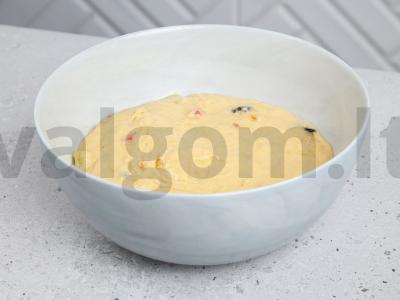 Itališkas kalėdinis pyragas panettone. Žingsnis 4