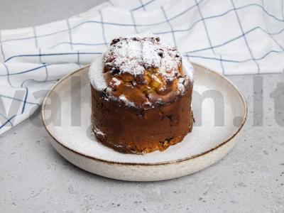 Itališkas kalėdinis pyragas panettone. pagrindine nuotrauka