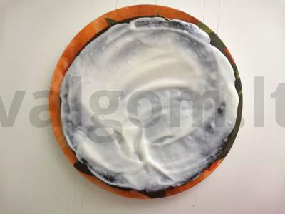 Lengvas pyragas su vyšniomis Žingsnis 4