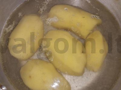 Su padažu keptos bulvės Žingsnis 1