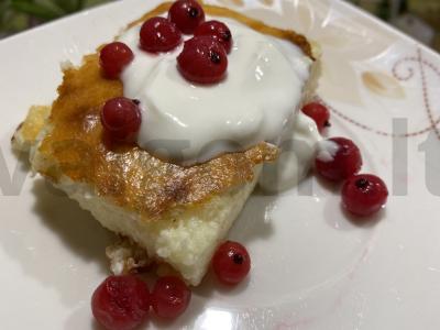 Varškės ir mangų troškinys pagrindine nuotrauka