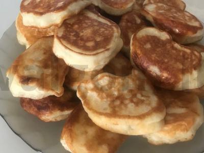 Pūkuoti, aukšti blynai pagrindine nuotrauka