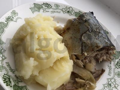 Skumbrė "Kaip valgykloje". pagrindine nuotrauka