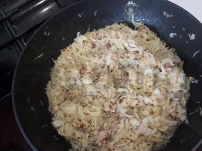 Konservuotas žuvies pyragas su kopūstais, grybais ir sūriu Žingsnis 2