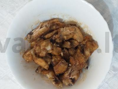 Medaus vištienos sparneliai pagrindine nuotrauka