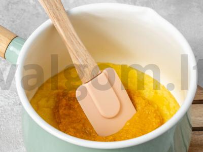 Kukurūzų košė su apelsinais Žingsnis 2