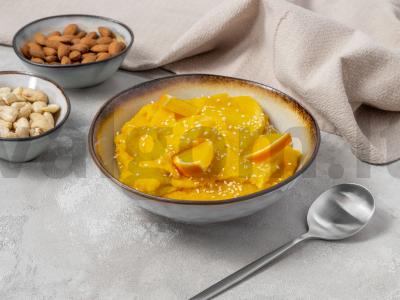 Kukurūzų košė su apelsinais pagrindine nuotrauka