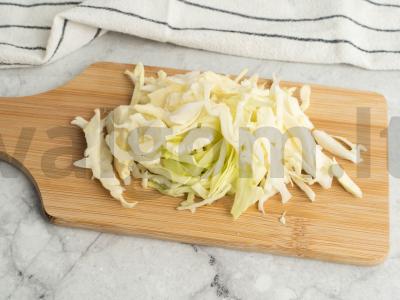 Kopūstai su krienų šaknimi ir soromis Žingsnis 1