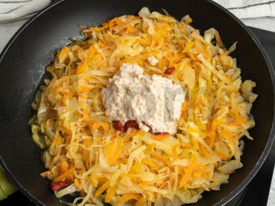 Kopūstai su krienų šaknimi ir soromis Žingsnis 5