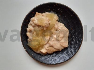 Kriaušių pudingas pagrindine nuotrauka