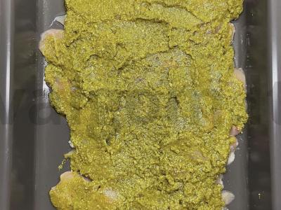 Vištiena, kepta pesto padaže Žingsnis 2
