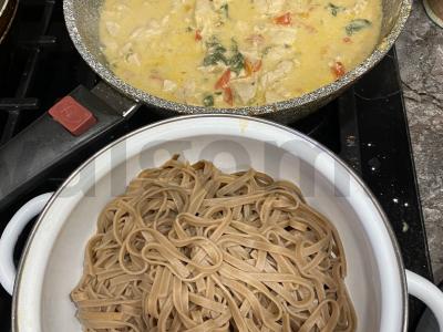 Grikių makaronai su vištiena ir grietinėle Žingsnis 8