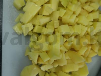 Vištienos sriuba su kiaušinių makaronais Žingsnis 2