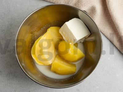 Bulvių košė su grietinėle, brinza ir Provanso žolelėmis Žingsnis 3