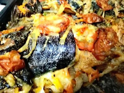 Rožinė lašiša ant kailio pagrindine nuotrauka