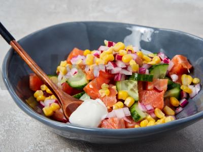 Kukurūzų ir upėtakių salotos Žingsnis 2