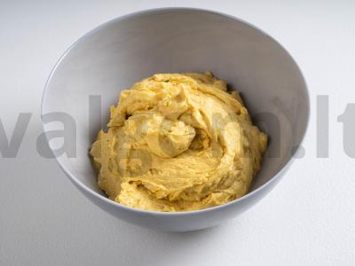 Ciberžolės keksas Žingsnis 3