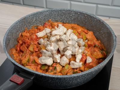 Cukinijų troškinys su vištiena Žingsnis 5