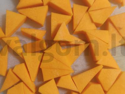 Moliūgų salotos su vytinta mėsa Žingsnis 1