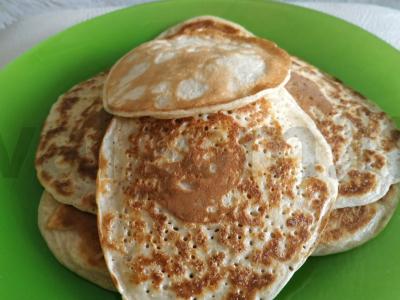 Blynai ant ryazhenka be cukraus pagrindine nuotrauka