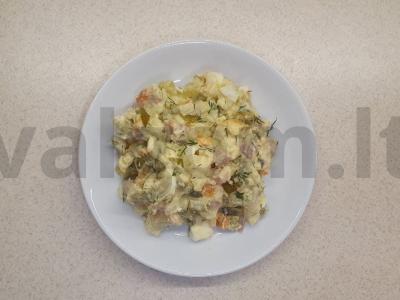 Olivier su kumpiu pagrindine nuotrauka