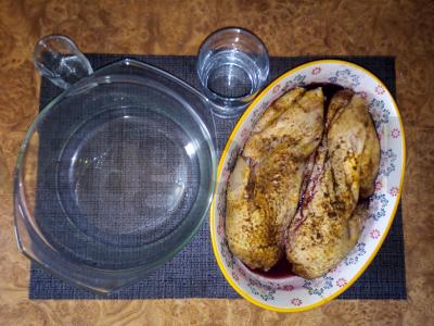 Raudonajame vyne marinuota antis su moliūgais Žingsnis 3