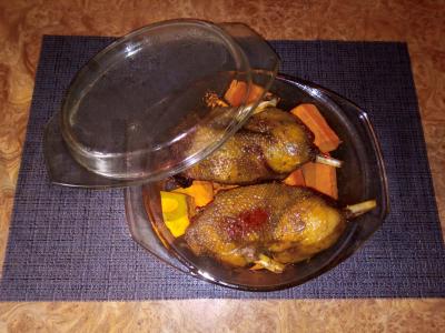 Raudonajame vyne marinuota antis su moliūgais Žingsnis 7