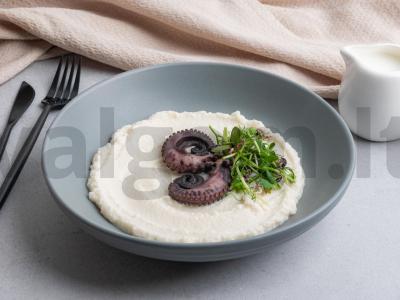 Žiedinių kopūstų tyrė su virtais aštuonkojais Žingsnis 4