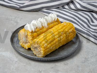 Paprasti virti kukurūzai pagrindine nuotrauka