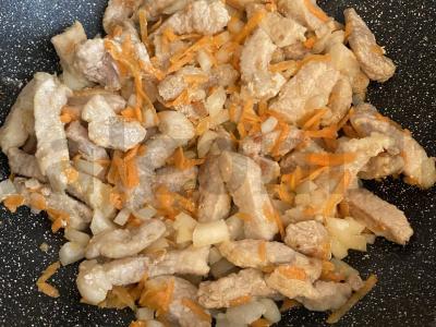 Sultinga kiauliena su padažu Žingsnis 4