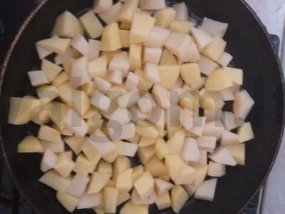 Keptos bulvės su malta mėsa Žingsnis 2