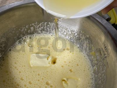 Braškių keksiukai prie kavos Žingsnis 2