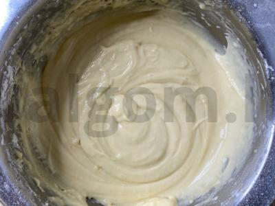 Braškių keksiukai prie kavos Žingsnis 5