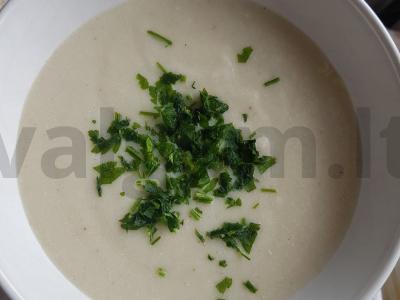 Tiršta ryžių sriuba pagrindine nuotrauka