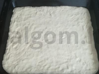 Pica su grybais, pomidorais ir sūriu Žingsnis 5