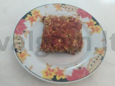 Vištienos maltos mėsos troškinys su kopūstais ir ryžiais pagrindine nuotrauka