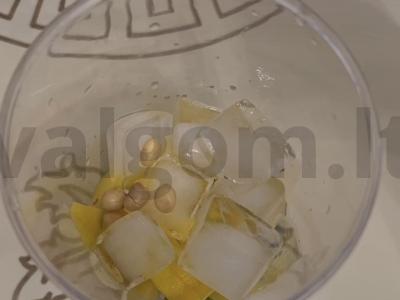 Avokadų ir mangų kokteilis. Žingsnis 2