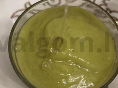 Avokadų ir mangų kokteilis. Žingsnis 3