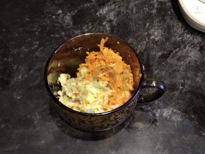 Morkų pyrago dieta be kepimo Žingsnis 1