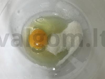 Ruginiai blyneliai pusryčiams Žingsnis 1