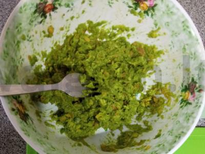 Avokadų užkandis a la guacamole. Žingsnis 3