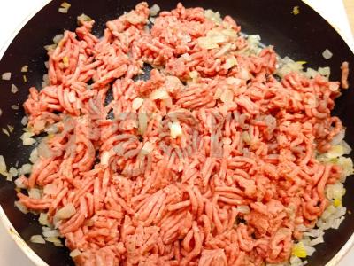 Spagečiai su mėsos Bolonijos padažu Žingsnis 2