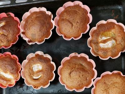 Mandarinų keksiukai pagrindine nuotrauka