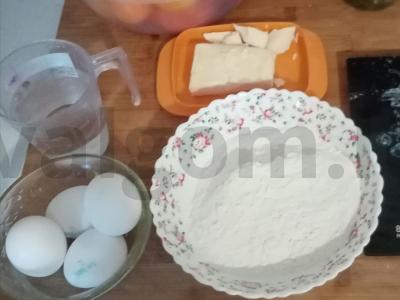 Profiterolės be įdaro Žingsnis 1