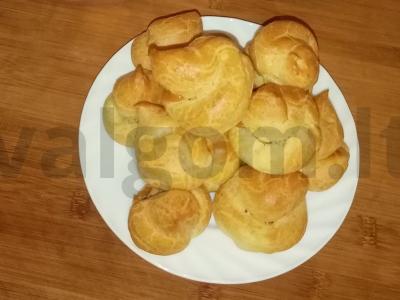 Profiterolės be įdaro pagrindine nuotrauka