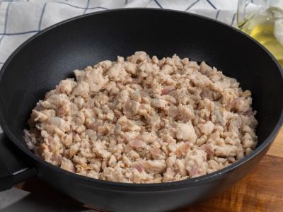 Bulvių košė su malta vištiena ir kiaušiniais Žingsnis 2