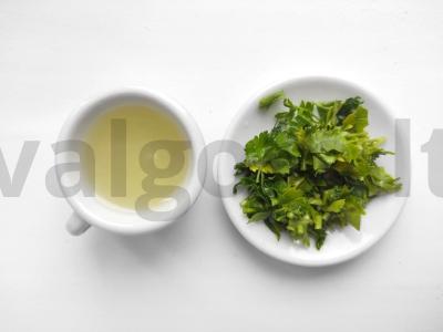 Marinuotos midijos su petražolėmis Žingsnis 1