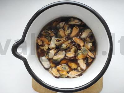 Marinuotos midijos su petražolėmis Žingsnis 2