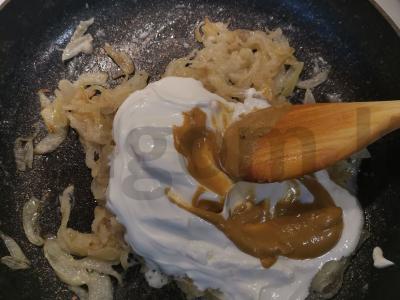 Jautienos stroganoffas nėra klasikinis Žingsnis 3